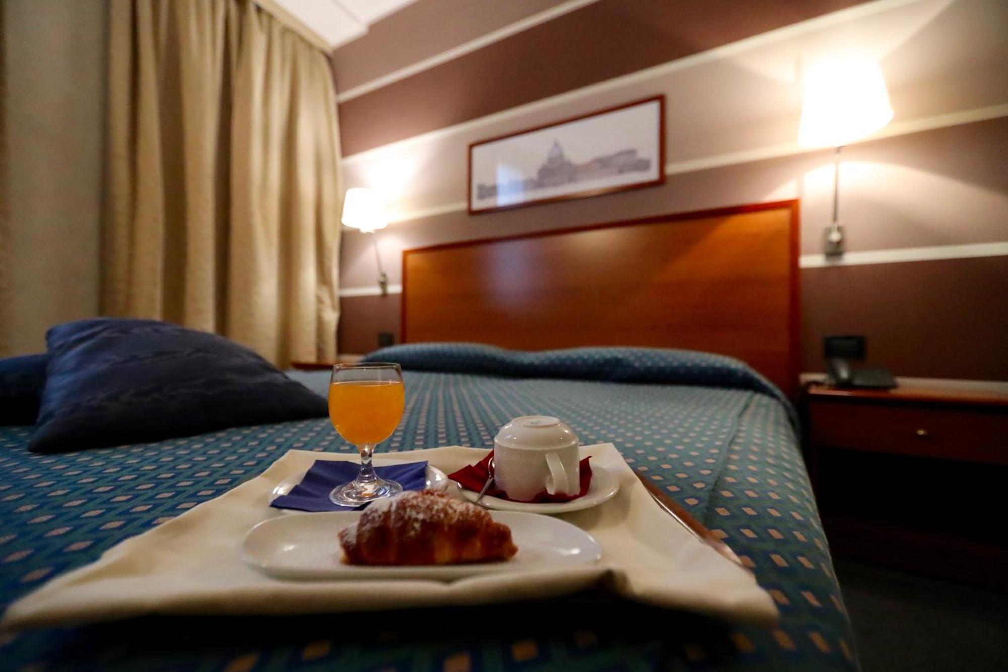 Classic Hotel Tulipano テルニ エクステリア 写真