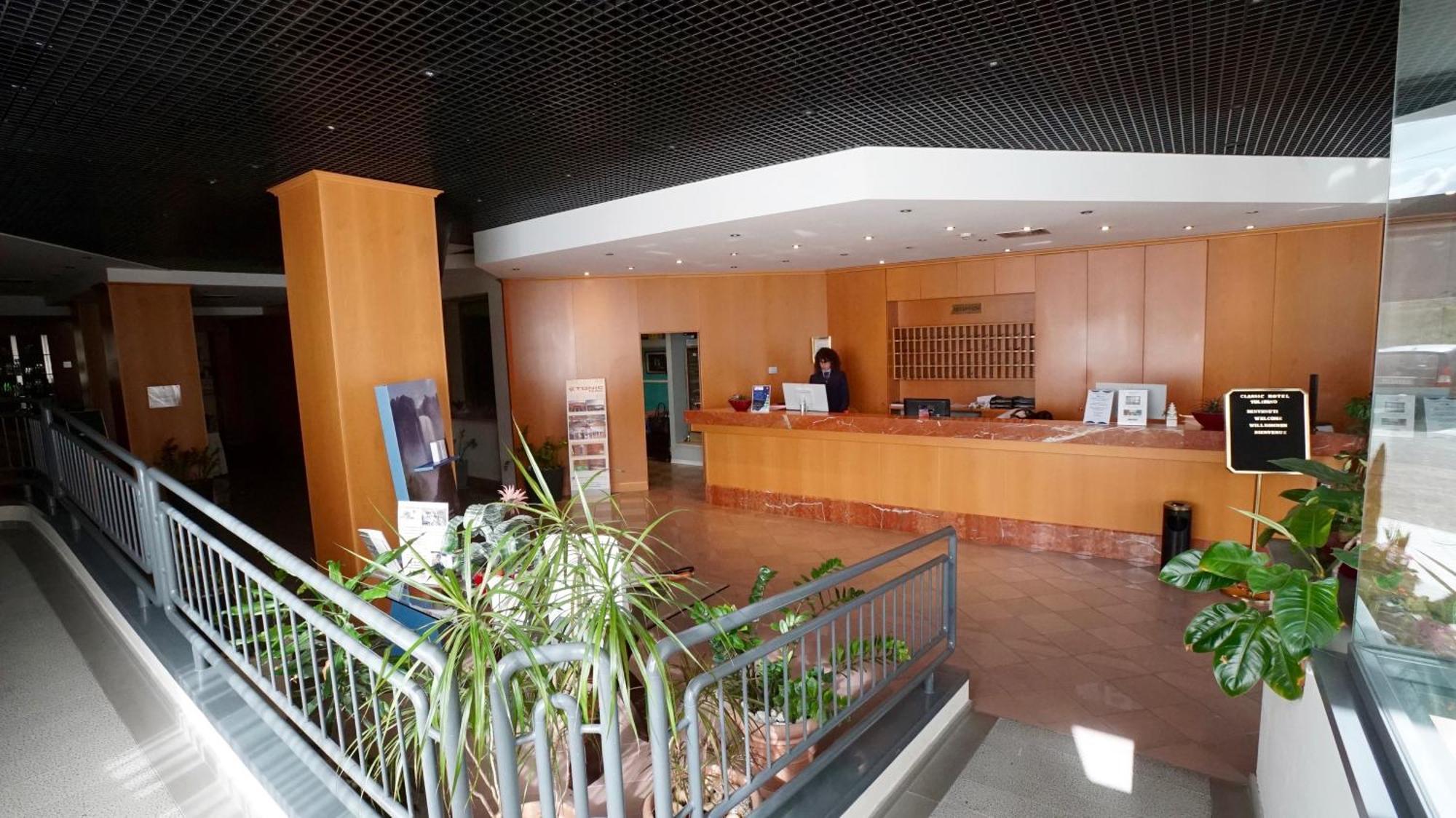 Classic Hotel Tulipano テルニ エクステリア 写真